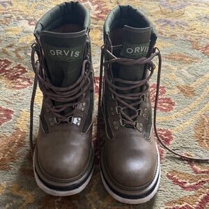 Orvis Men's Green and Brown Outdoor Boots